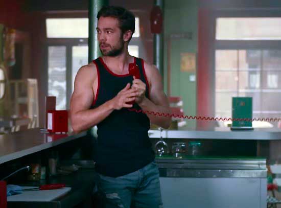 Alex-Carlos Cuevas-serie Smiley-Netflix