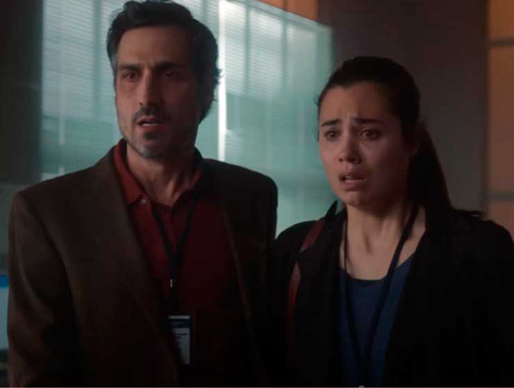 Los padres de Amaya-La chia de nieve serie Netflix